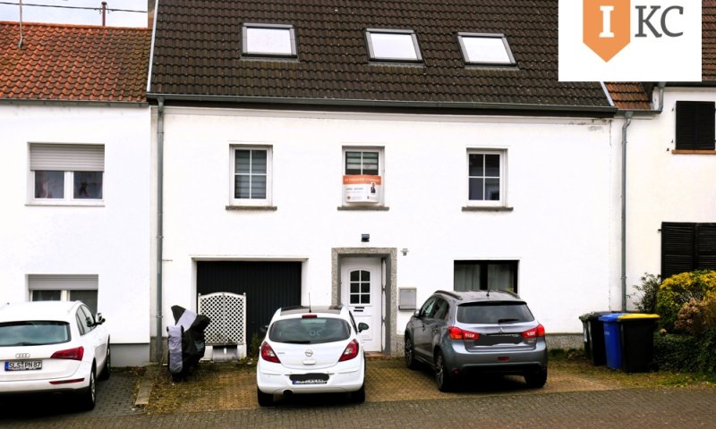Familienfreundliches Reihenhaus in gefragter Lage mit großem Garten - Renoviert !