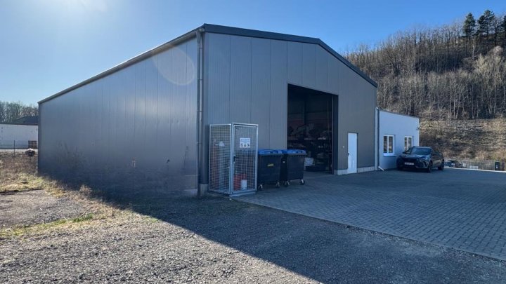Gewerbeobjekt mit ca. 3.500 m² Erweiterungspotential, Am Nußkopf, Schiffweiler