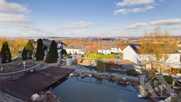 Ihr neues Zuhause mit Panoramablick über Riegelsberg!