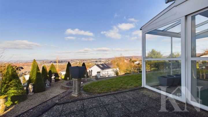 Ihr neues Zuhause mit Panoramablick über Riegelsberg!
