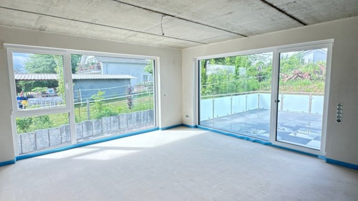 Erstbezug 3-ZKB mit Terrasse, provisionsfrei in nachhaltig effizientem MFH
