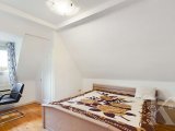 Schlafzimmer 2 DG