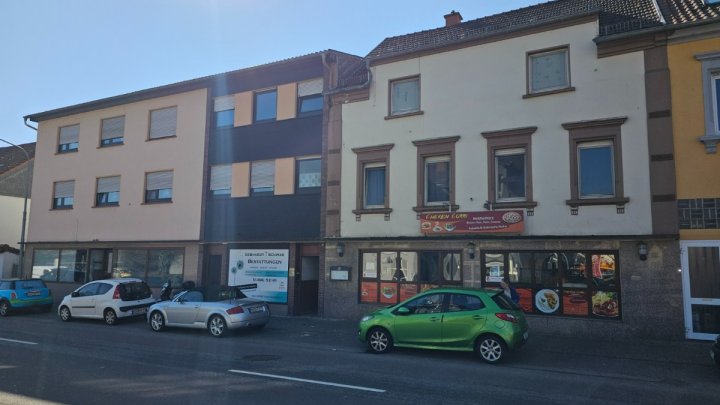 Sanierer aufgepasst !! 2 Mehrfamilienhäuser mit Nebengebäude zum Schnäppchenpreis !