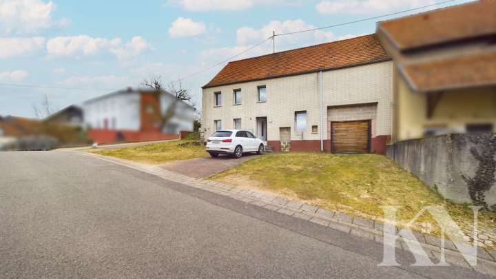Ruhig, geräumig, ausbaufähig – Ihr Eigenheim in Bexbach!