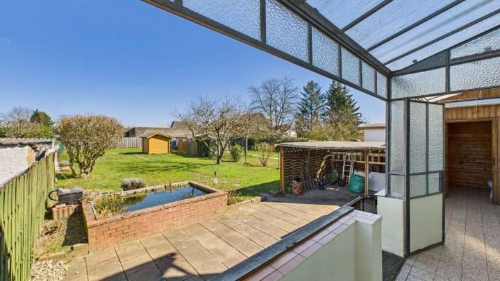 Einfamilienhaus mit Traumgarten in Top-Lage von Neuforweiler !