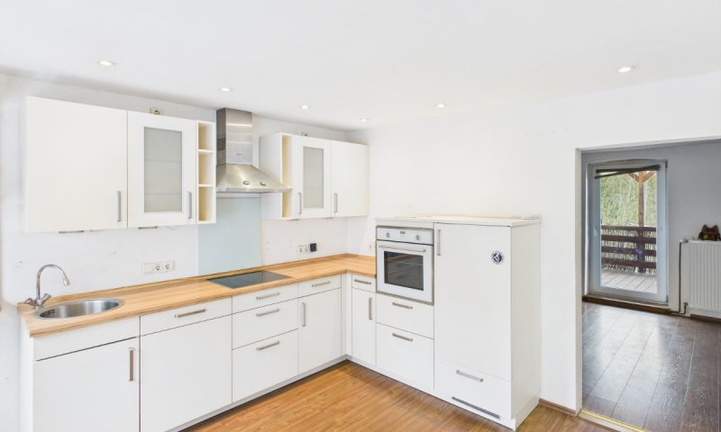 Einfamilienhaus in Saarbrücken, charmantes Reihenmittelhaus mit 2 große Terrassen !