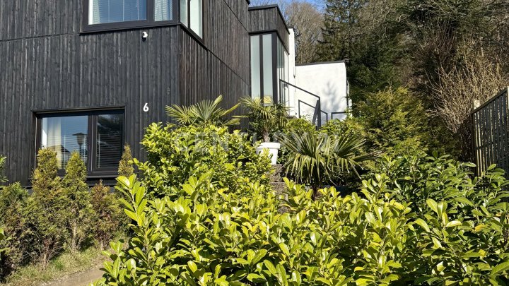 Prestige und Exklusivität vereint - Luxuriöse Villa in Bestlage