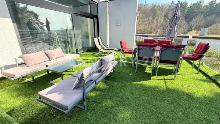 Prestige und Exklusivität vereint - Luxuriöse Villa in Bestlage