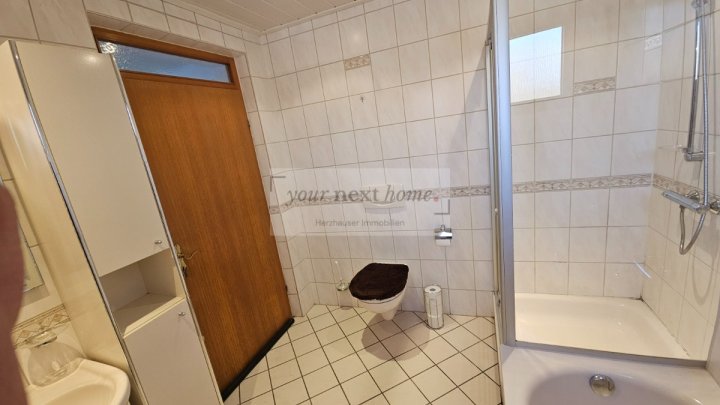 Für die kleine Familie ! Top gepflegtes Reihenmittelhaus mit Garten in Bexbach zu verkaufen.