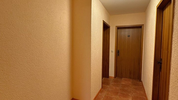 12 möblierte Eigentumswohungen bzw. 24 Zimmer im Paket in gepflegtem Mehrfamilienhaus