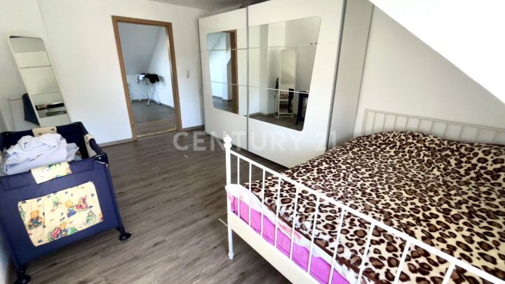 Ihr Platz zum Durchatmen – Großes Familienhaus in ruhiger Umgebung Mit Gartenparadies