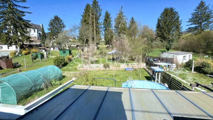 Ihr Platz zum Durchatmen – Großes Familienhaus in ruhiger Umgebung Mit Gartenparadies