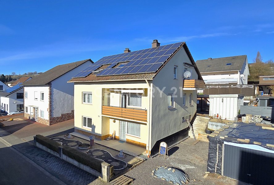 Ansicht des Hauses von der rechten Hausseite