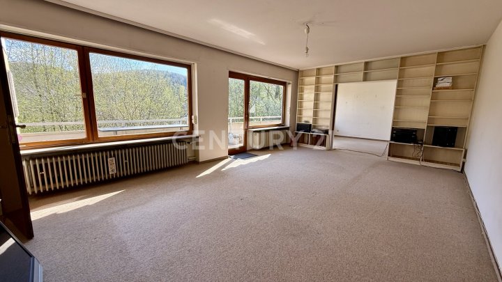 Bungalow auf ca. 188 m² in ruhiger Lage im Grünen in Saarbrücken-Scheidt