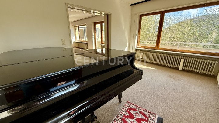 Bungalow auf ca. 188 m² in ruhiger Lage im Grünen in Saarbrücken-Scheidt