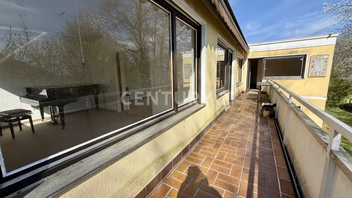 Bungalow auf ca. 188 m² in ruhiger Lage im Grünen in Saarbrücken-Scheidt