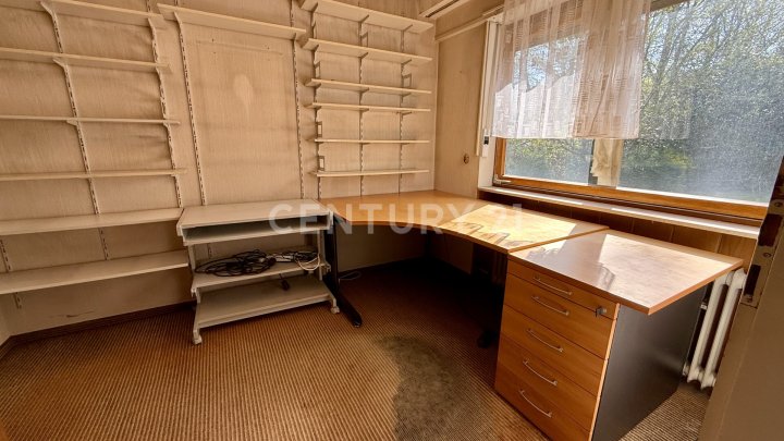 Bungalow auf ca. 188 m² in ruhiger Lage im Grünen in Saarbrücken-Scheidt