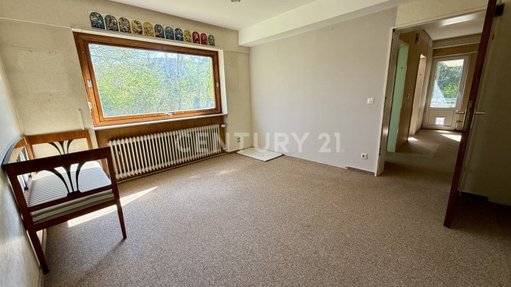 Bungalow auf ca. 188 m² in ruhiger Lage im Grünen in Saarbrücken-Scheidt