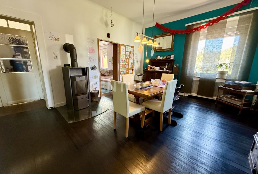 großes Esszimmer EG