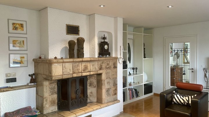 Schönes Einfamilienhaus mit gepflegtem Garten in ruhiger Lage von Wallerfangen OT zu verkaufen