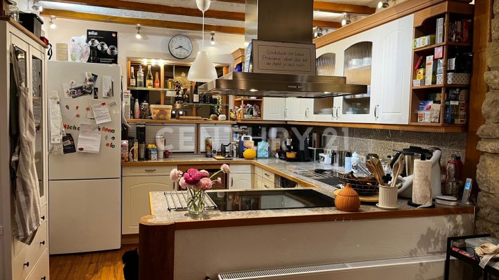 Liebevoll renoviertes ehemaliges Bauernhaus - viel Raum für individuelles Wohnen und Leben
