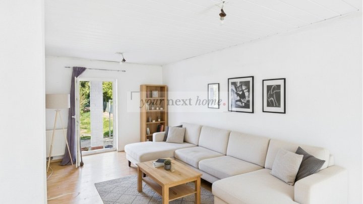 Charmantes Haus wartet auf neuen Glanz!