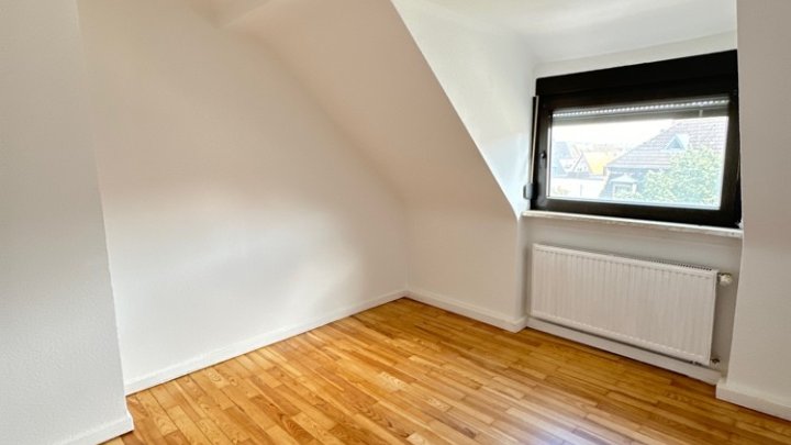 Helle 4-ZKB Wohnung in verkehrsgünstiger Lage