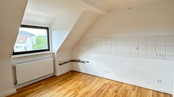 Helle 4-ZKB Wohnung in verkehrsgünstiger Lage