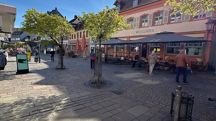Ehemalige Metzgerei in bester Lage der Fußgängerzone Kaiserstraße