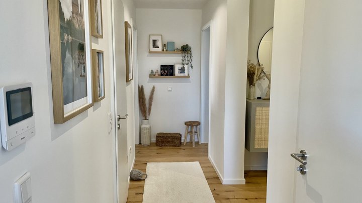 Hochwertige Neubauwohnung mit Balkon und schöner Aussicht in Nalbach-Bilsdorf zu verkaufen