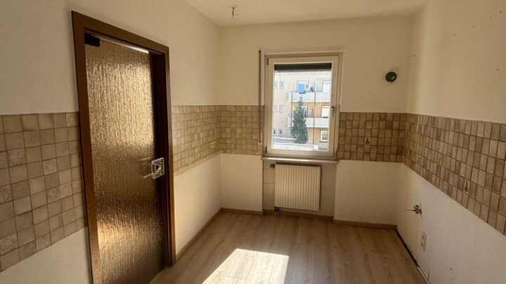 2-ZKB mit Balkon und Stellplatz in bevorzugter Lage Am Homburg