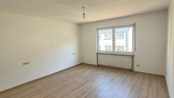 2-ZKB mit Balkon und Stellplatz in bevorzugter Lage Am Homburg