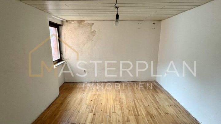 Einfamilienhaus mit Renovierungsbedarf