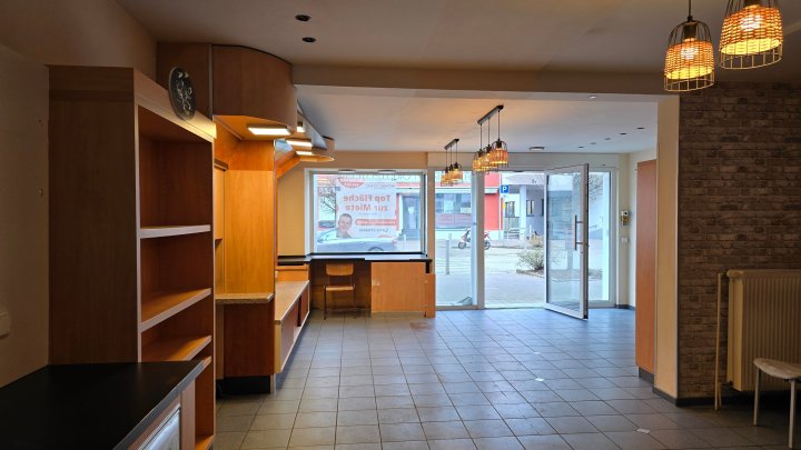 Toller kleiner Laden im Herzen von Schmelz zur Miete