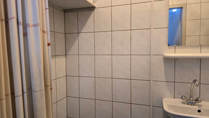 Toller kleiner Laden im Herzen von Schmelz zur Miete