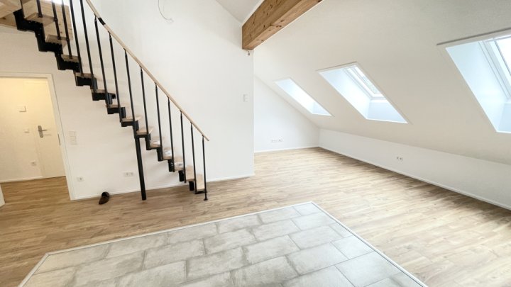 Erstbezug:Maisonette-Wohnung mit Garten, Terrasse & eigener PV-Anlage – 107 m² Wohlfühlfläche in Beckingen-Reimsbach