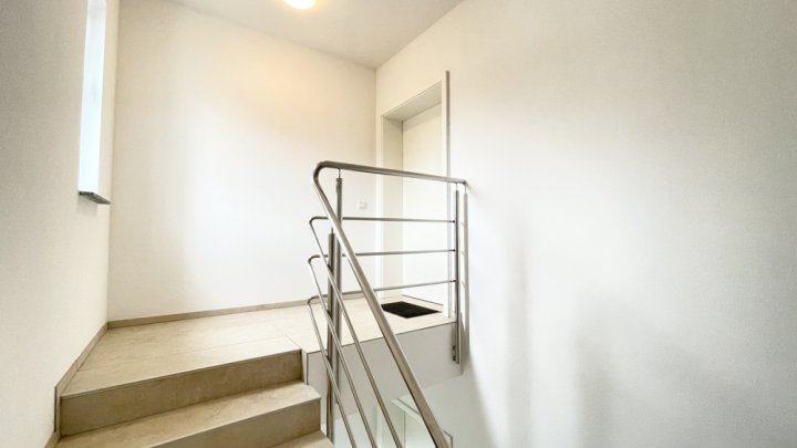 Erstbezug:Maisonette-Wohnung mit Garten, Terrasse & eigener PV-Anlage – 107 m² Wohlfühlfläche in Beckingen-Reimsbach