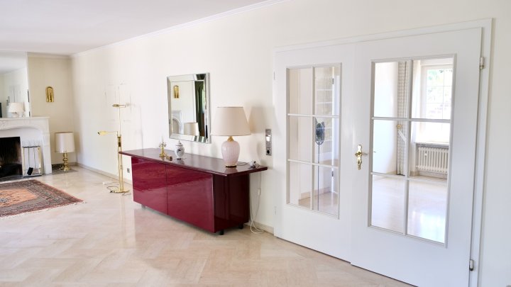 Großzügige Eigentumswohnung mit weitläufigem Balkon und schöner Aussicht in Saarbrücken zu verkaufen