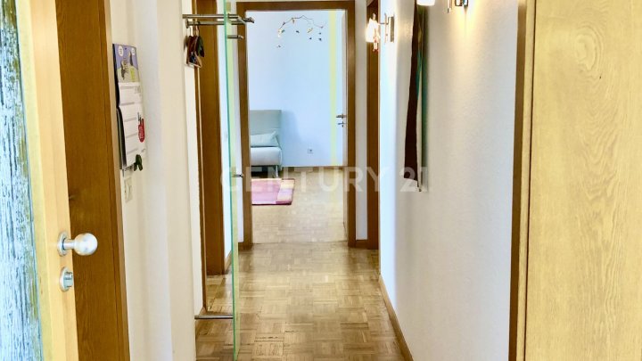 1-2 Familienhaus mit viel Potenzial-perfekt für Familien, Mehrgenerationen & Investoren