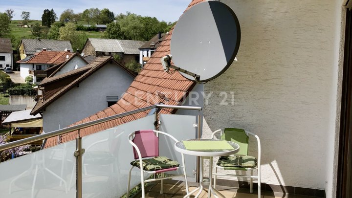 1-2 Familienhaus mit viel Potenzial-perfekt für Familien, Mehrgenerationen & Investoren