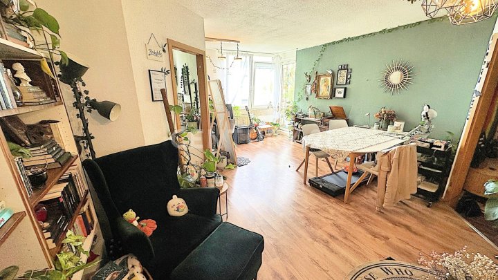Lichtdurchflutet & Gemütlich: Ihre 2-ZKB-Wohnung mit Balkon & Einbauküche