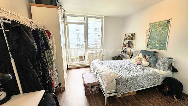 Lichtdurchflutet & Gemütlich: Ihre 2-ZKB-Wohnung mit Balkon & Einbauküche
