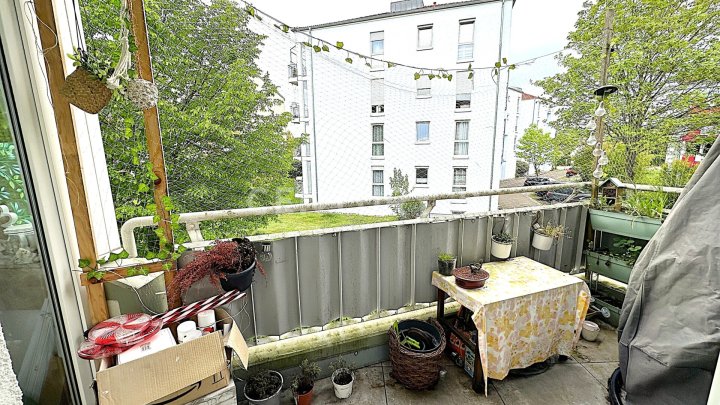 Lichtdurchflutet & Gemütlich: Ihre 2-ZKB-Wohnung mit Balkon & Einbauküche