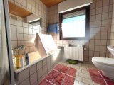 Bad EG mit Wanne & Dusche