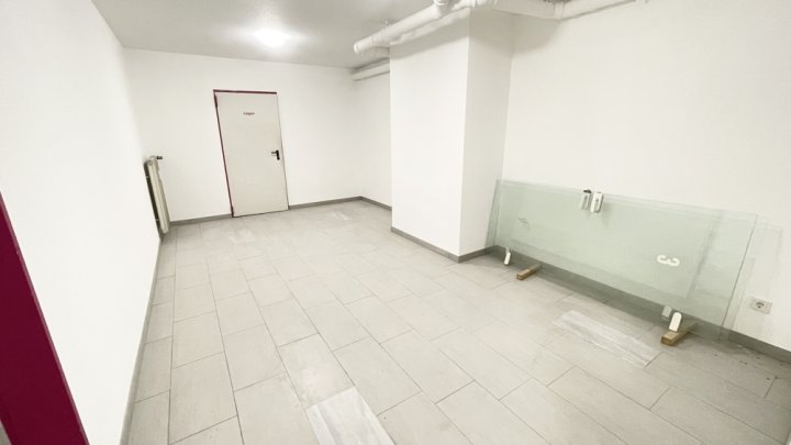 Gewerbeeinheit in stark frequentierter Lage – Theodor-Heuss-Allee, Trier