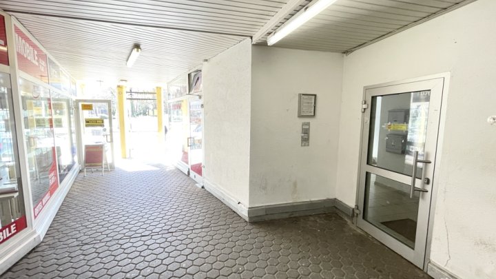 Gewerbeeinheit in stark frequentierter Lage – Theodor-Heuss-Allee, Trier