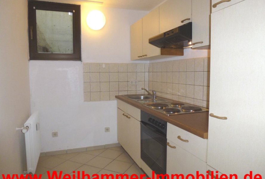 Einbauküche mit Fenster