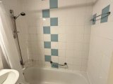 Bad mit Badewanne