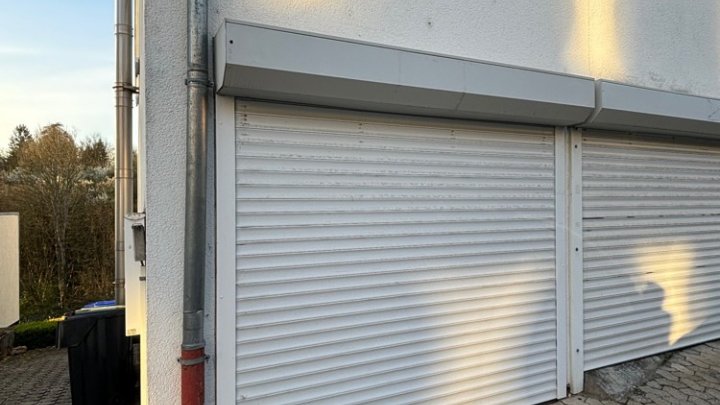 2-ZKB Wohnung mit Balkon, Garage und Traumausblick