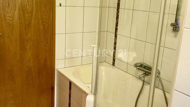 1-2 Familienhaus mit viel Potenzial-ideal für Familien & Mehrgenerationen